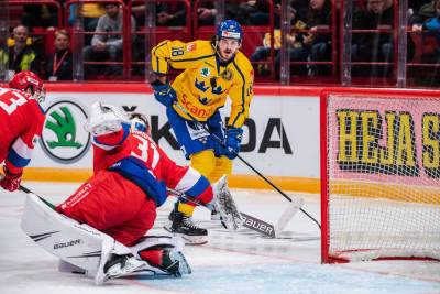 Чешские хоккейные игры. Россия разбирается со Швецией, Чехия одерживает волевую победу над Финляндией - sport.ru - Швеция - Финляндия - Прага