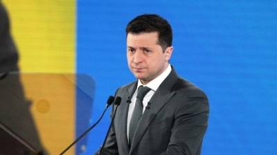 Владимир Зеленский - Виталий Кличко - Владимир Кличко - Экс-коллеги Зеленского из «Квартала 95» высмеяли его всеукраинскую вакцинацию - 5-tv.ru - Киев - Киев