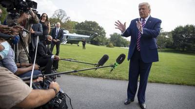 Дональд Трамп - Джо Байден - Дженнифер Грэнхолм - Трамп высмеял действия Байдена во время топливного коллапса в США - iz.ru