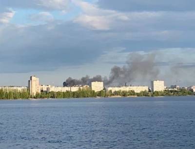 Воронежцев испугал столб черного дыма над Левым берегом - gorcom36.ru - Воронеж