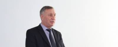В Омской области глава Полтавского района досрочно ушел в отставку - runews24.ru - Омская обл.