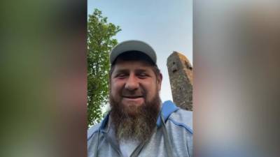 Хабиб Нурмагомедов - Рамзан Кадыров - Хамзат Чимаев - Кадыров пообещал Нурмагомедову любые деньги за поединок с бойцом "Ахмата" - piter.tv - респ. Чечня