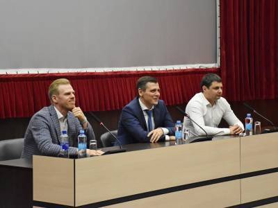 Южноуральск посетил Антон Рыжий - u24.ru - Челябинская обл. - Челябинск - Южноуральск