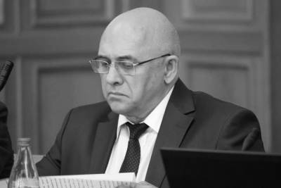 «С пчелиной ненавистью ненавидел трутней»: воспоминания об умершем новосибирском экс-министре Сергее Пыхтине - tayga.info