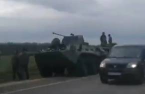 Возле Украины зафиксировано передвижение двух колонн российской бронетехники - real-vin.com - Крым - Краснодар - Луганская обл. - Воронежская обл.