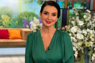 Екатерина Стриженова - Поклонники не узнали Стриженову на видео с отдыха - mk.ru - Крым