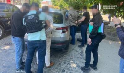 На Закарпатье два налоговика попались на взятке – ГБР - hubs.ua - Закарпатская обл.