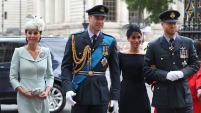 принц Уильям - Елизавета II - принц Гарри - Меган Маркл - Опре Уинфри - Принцы Гарри и Уильям враждуют после похорон дедушки - newinform.com - Англия