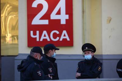 В Ельце на глазах полицейского группа неизвестных избивала мужчину. Силовик не вмешался - znak.com - Воронеж - Липецкая обл.
