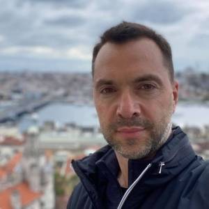 Алексей Арестович - Украинская сторона просит вернуть с Донбасса почти 100 пленных - reporter-ua.com - Донбасс - Переговоры