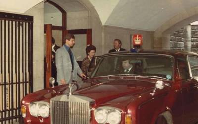 принцесса Диана - Георгий СВЯТОЙ - принцесса Маргарет - Rolls-Royce сестры Елизаветы II продадут меньше, чем за 100 тыс евро - korrespondent.net - Англия