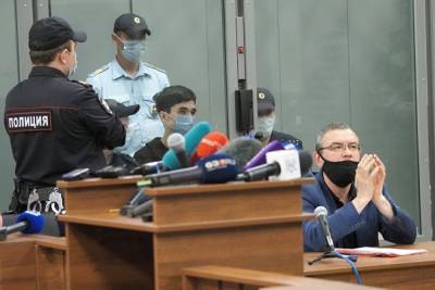 Зураб Кекелидзе - В крови казанского стрелка не обнаружили следов алкоголя или наркотиков - znak.com - Москва - Казань