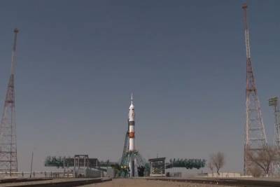 Юсаку Маэдзава - Россия доставит на МКС космических туристов из Японии - mk.ru - Япония
