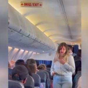 Между пассажирами самолета, который летел из Турции в Запорожье, произошла драка. Видео - reporter-ua.com - Турция - Запорожье