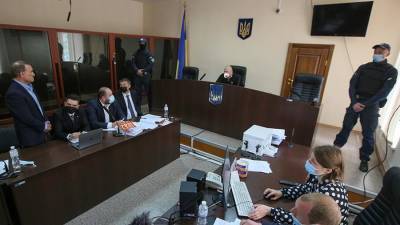 Виктор Медведчук - Суд отклонил ходатайство защиты Медведчука о взятии политика на поруки - iz.ru - Киев