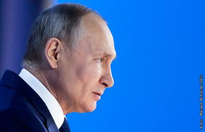 Владимир Путин - Путин призвал повысить требования к владельцам гражданского оружия - interfax.ru - Москва - Казань