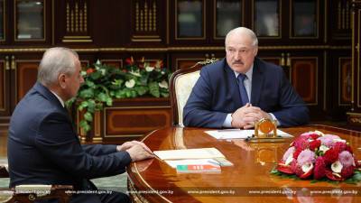 Александр Лукашенко - Владимир Андрейченко - Петр Миклашевич - Лукашенко: если люди поддержат новый проект Конституции — быть этой Конституции, не поддержат — у нас же Конституция есть - naviny.by - Конституция