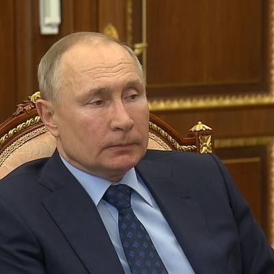 Владимир Путин - Михаил Мурашко - Путин назвал страшной бедой варварским преступлением стрельбу в казанской школе - radiomayak.ru - Казань
