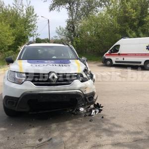 В Бердянске в ДТП попал автомобиль полиции. Фото - reporter-ua.com - Бердянск