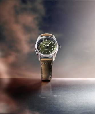 Часы-легенда: теперь Longines Spirit доступны и в зеленом цвете - skuke.net