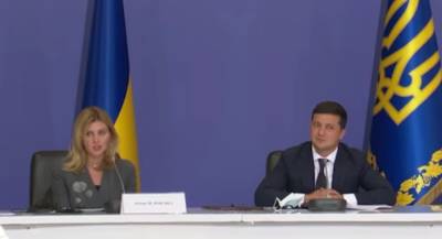 Владимир Зеленский - Елена Зеленская - Пабло Пикассо - Костюм цвета морской волны: первая леди Елена Зеленская восхитила выходом в свет в нежном образе - ukrainianwall.com