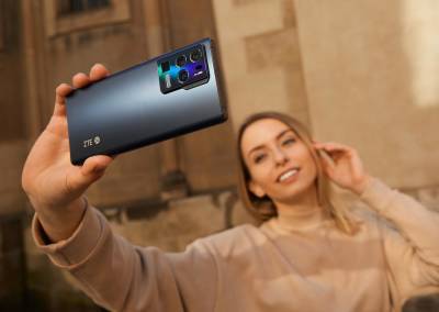 Флагманский смартфон ZTE Axon 30 Ultra с тремя 64-Мп камерами поступит в продажу по цене от $750 - itc.ua