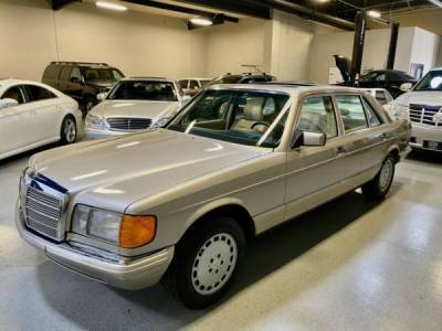 Капсула времени: на продажу выставлен 36-летний Mercedes с минимальным пробегом - goodnews.ua - шт. Аризона