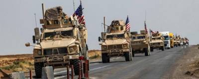 Российские военнослужащие заблокировали и завернули колонну армии США в Сирии - runews24.ru - Сирия - провинция Хасеке