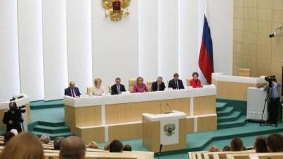 Валентина Матвиенко - Валентина Матвиенко назвала закон о госзакупках "вредительским" - piter.tv