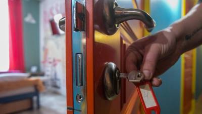 Спрос на посуточную аренду квартир в России вырос в 4,6 раза - iz.ru - респ. Дагестан