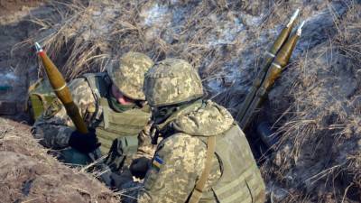 Украинские каратели выпустили по территории ЛНР более 50 гранат - news-front.info - ЛНР - Донбасс - населенный пункт Луганское
