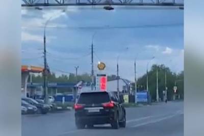 Олег Королев - Lexus - Сенатор и экс-губернатор Олег Королев опроверг сообщения о пьяной езде - versia.ru - Липецкая обл. - Липецк