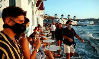 Харис Теохарис - Власти Греции сняли все ограничения на въезд иностранных туристов - og.ru - Греция