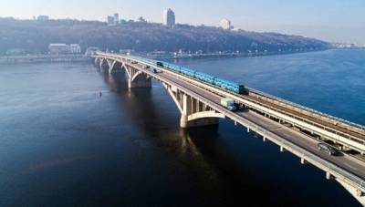 Николай Поворозник - Киеввласть планируют взять кредит для ремонта моста Метро - hubs.ua - Киев