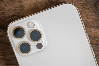Стоимость дорогого iPhone опустилась ниже психологической отметки - versia.ru