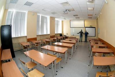 Омская школа удалила призыв к родителям участвовать в праймериз «ЕР» - znak.com - Омск - Омская обл.