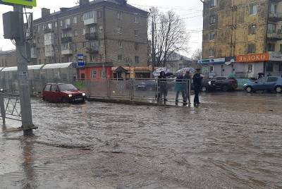 Алексей Островский - Смолянка пожаловалась губернатору на ливневку на ул. Николаева - rabochy-put.ru