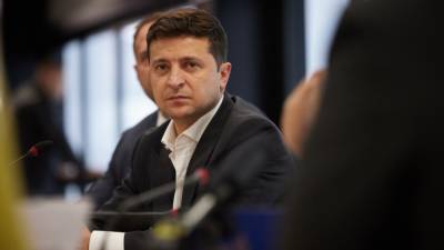 Владимир Зеленский - Виктор Медведчук - Зеленский предложил на примере Медведчука понять значение статуса олигарха на Украине - politros.com - Украина - Киев
