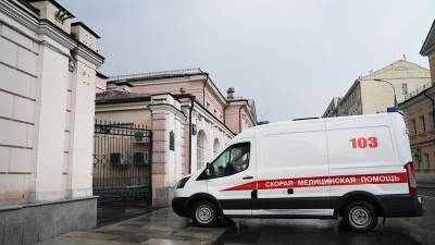 Пострадавшему при стрельбе в Казани ребенку провели пятичасовую операцию - iz.ru - Москва - Казань