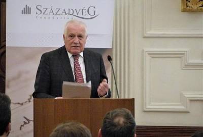 Вацлав Клаус - Бывшего президента Чехии еще раз оштрафовали за нарушение карантина - kp.ua - Прага