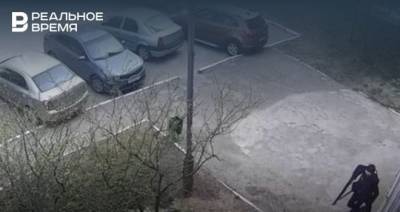 Психолог объяснил бездействие прохожих, которые видели Галявиева с ружьем по пути в школу - realnoevremya.ru - респ. Татарстан - Казань