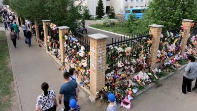 Врачи в Москве и Казани делают все, чтобы помочь раненым при стрельбе в школе в Татарстане - 1tv.ru - Москва - респ. Татарстан - Казань
