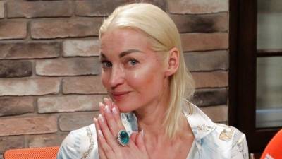 Анастасия Волочкова - «Господи, помилуй!» — что втайне ото всех ест балерина Волочкова? - 5-tv.ru - Мальдивы