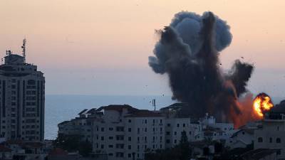 Израиль заявил о более 200 выпущенных за ночь из сектора Газы ракет - iz.ru - Israel - Ашдод