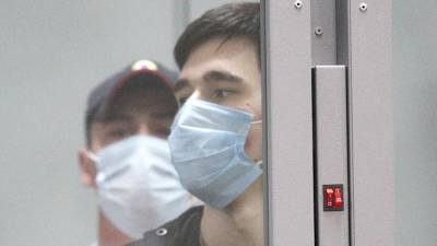 Ильназ Галявиев - Жесткие диски изъяли из продавшего Галявиеву оружие магазина - iz.ru - Казань