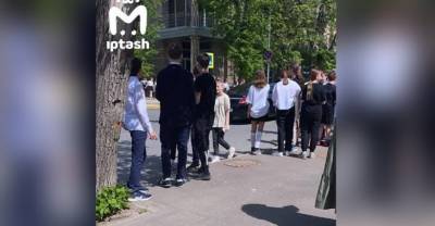 Ильназ Галявиев - В Казани вновь эвакуировали несколько школ из-за сообщений о заложенных бомбах - reendex.ru - Казань