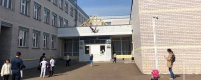 В принявшей учеников казанской гимназии №175 школе усилили охрану - runews24.ru - Казань
