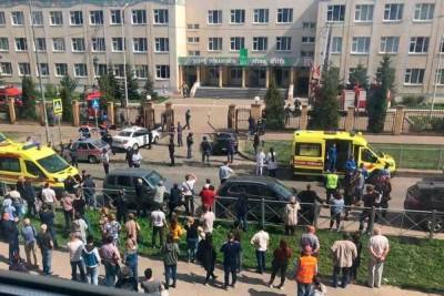 Рустам Минниханов - Минниханов потребовал не героизировать казанского стрелка - mk.ru - респ. Татарстан