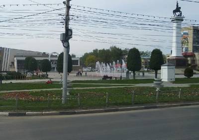Светомузыкальный фонтан на Московском шоссе снова заработал - ya62.ru - Рязань