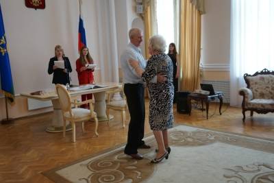 Максим Косенков - В Тамбове поздравили супружескую пару, которая вместе уже 50 лет - tambov.mk.ru - Тамбов